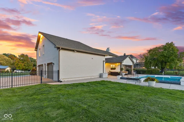 $949,900 | 2430 Woodsway Drive, Greenwood, IN 46143