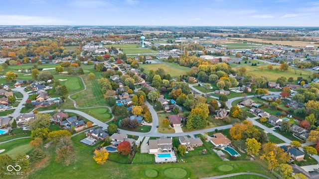 $949,900 | 2430 Woodsway Drive, Greenwood, IN 46143