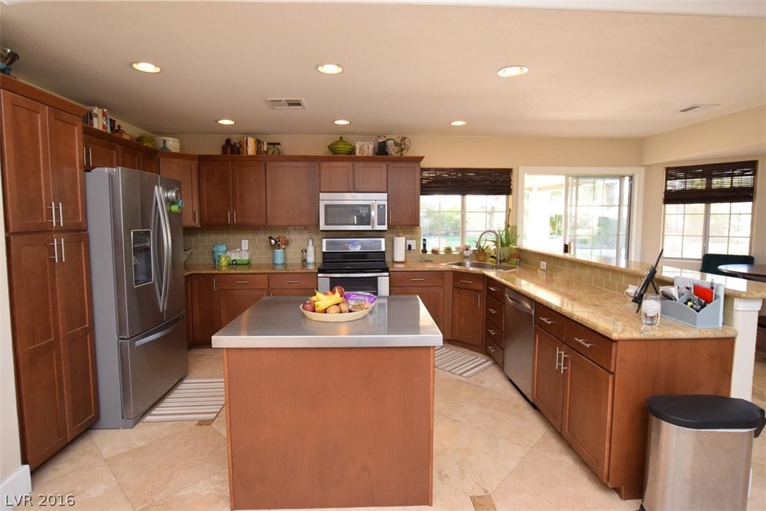 7535 Rancho Destino Road Las Vegas, NV 89123 - Photo 11 of 35