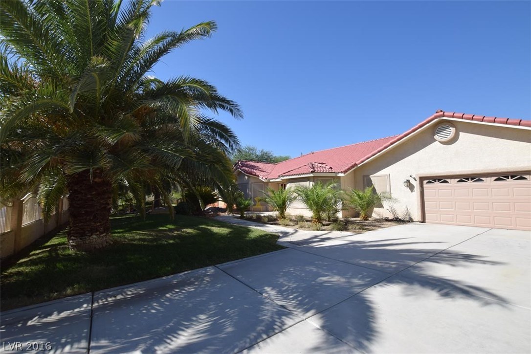 7535 Rancho Destino Road Las Vegas, NV 89123 - Photo 3 of 35