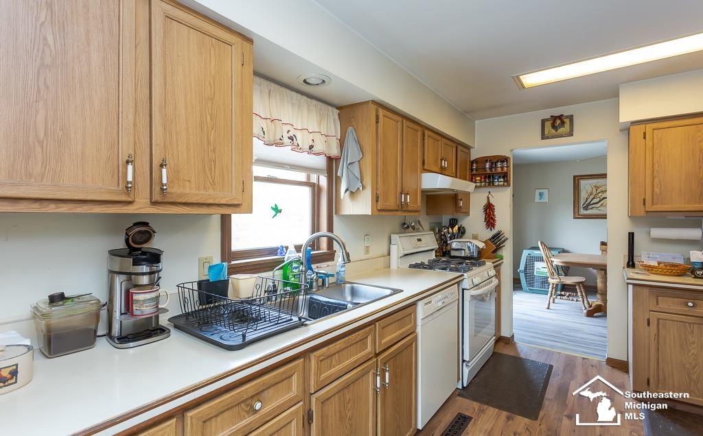 9863 Exeter Road Carleton, MI 48117 - Photo 20 of 55 Gallery Image 20