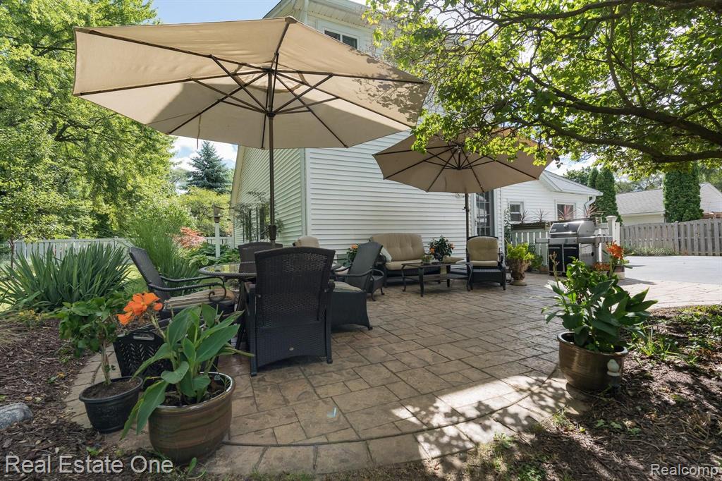 2686 Gerald Avenue Rochester Hills, MI 48307 - Photo 37 of 44