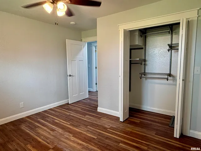 $224,900 | 744 Airport Road, Metropolis, IL 62960