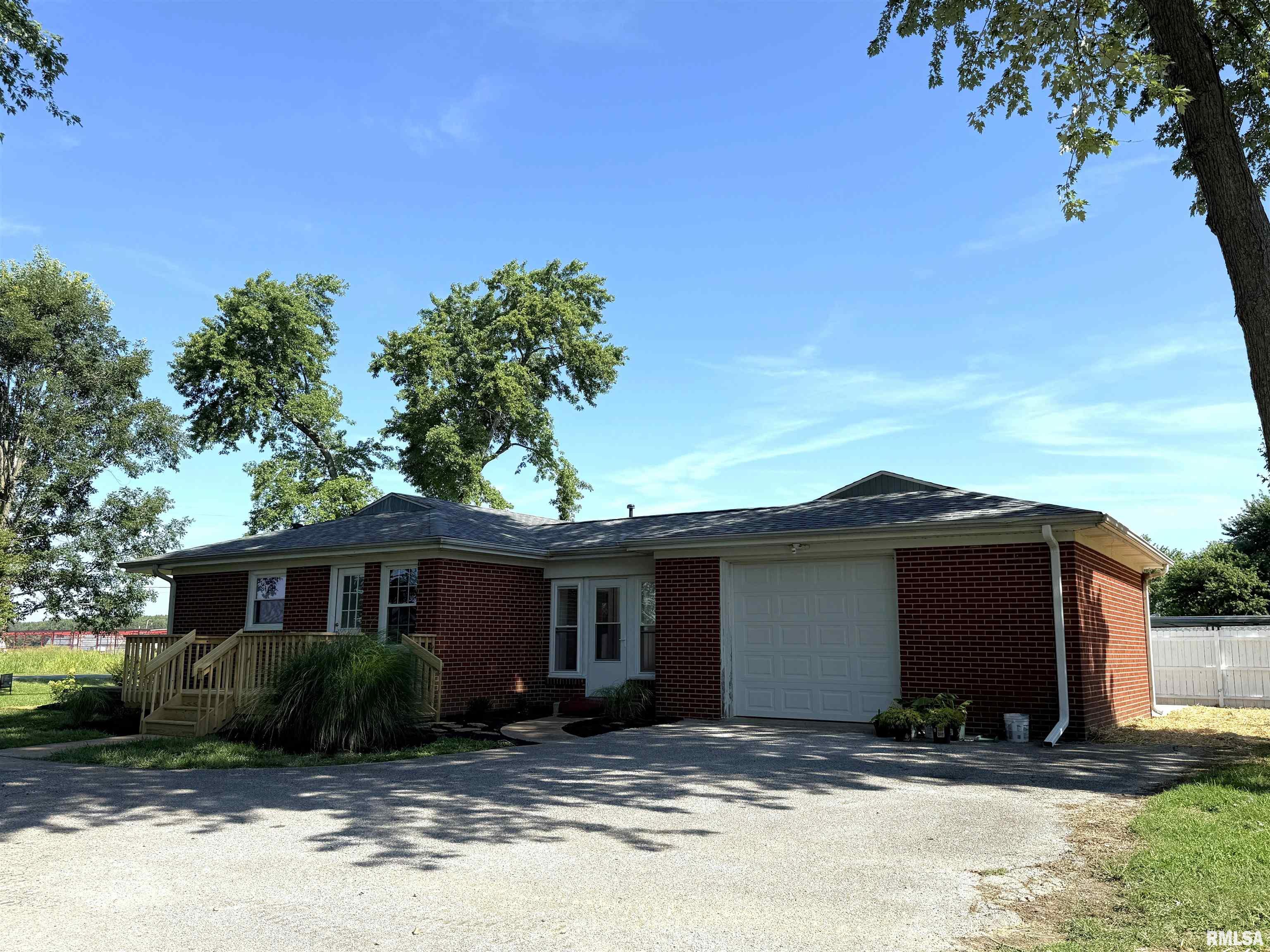 744 Airport Road Metropolis, IL 62960 - Photo 29 of 33