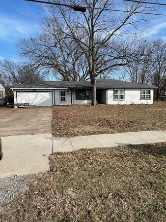 front view of house with a yard