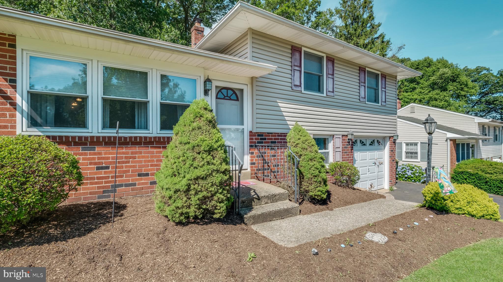 28 Russell Road Willow Grove, PA 19090 - Photo 27 of 27 Gallery Image 27