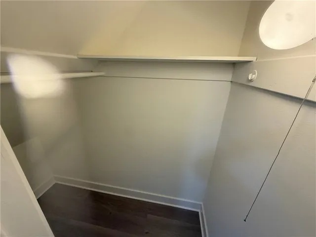 $2,500 | 3921 Walton Avenue, Los Angeles, CA 90037