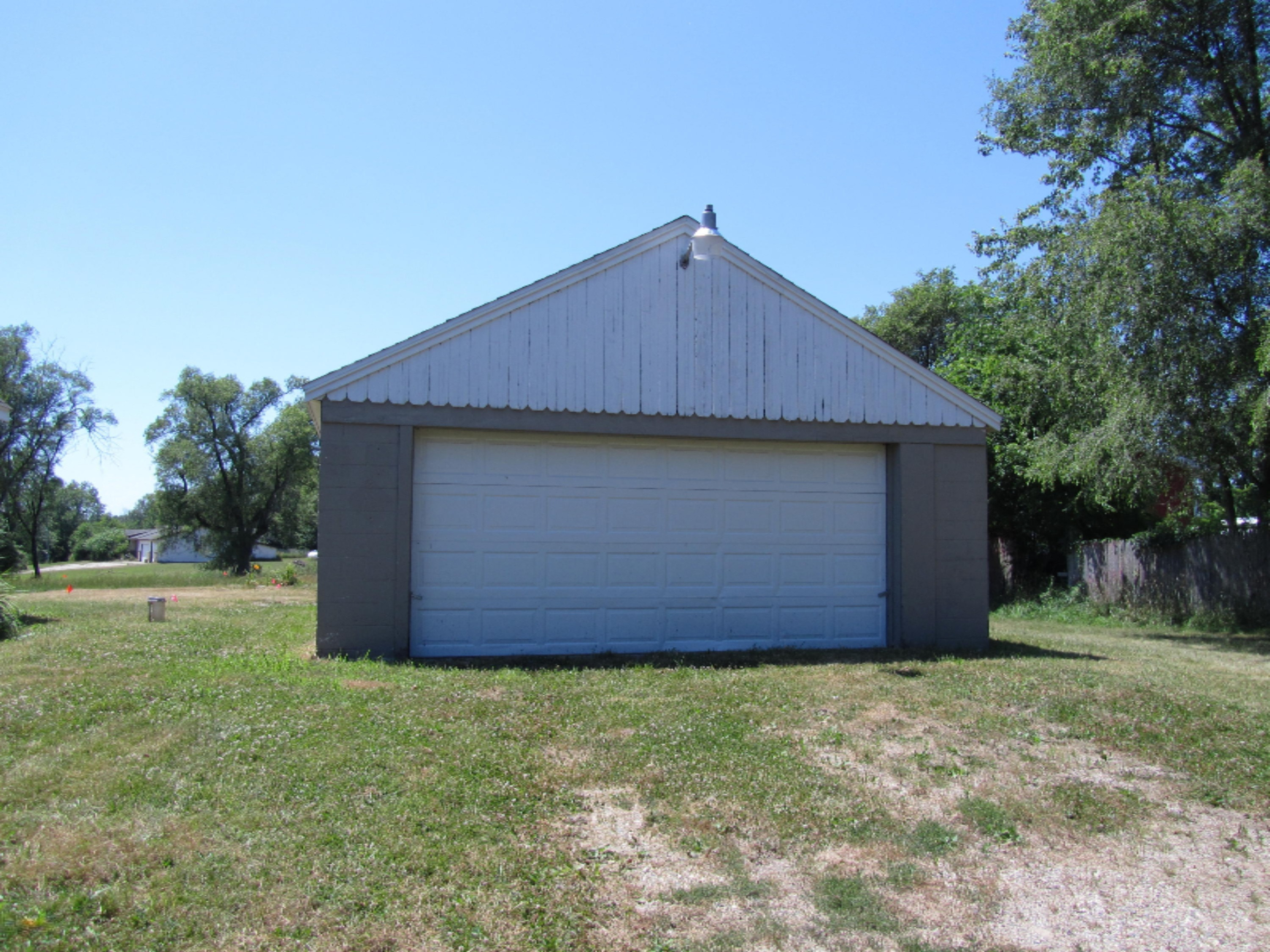 10280 South Case Road Dowling, MI 49050 - Photo 3 of 28 IMG_6238