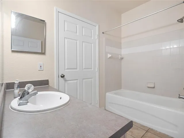 $228,900 | 5963 Westgate Drive, Unit 1423, Orlando, FL 32835