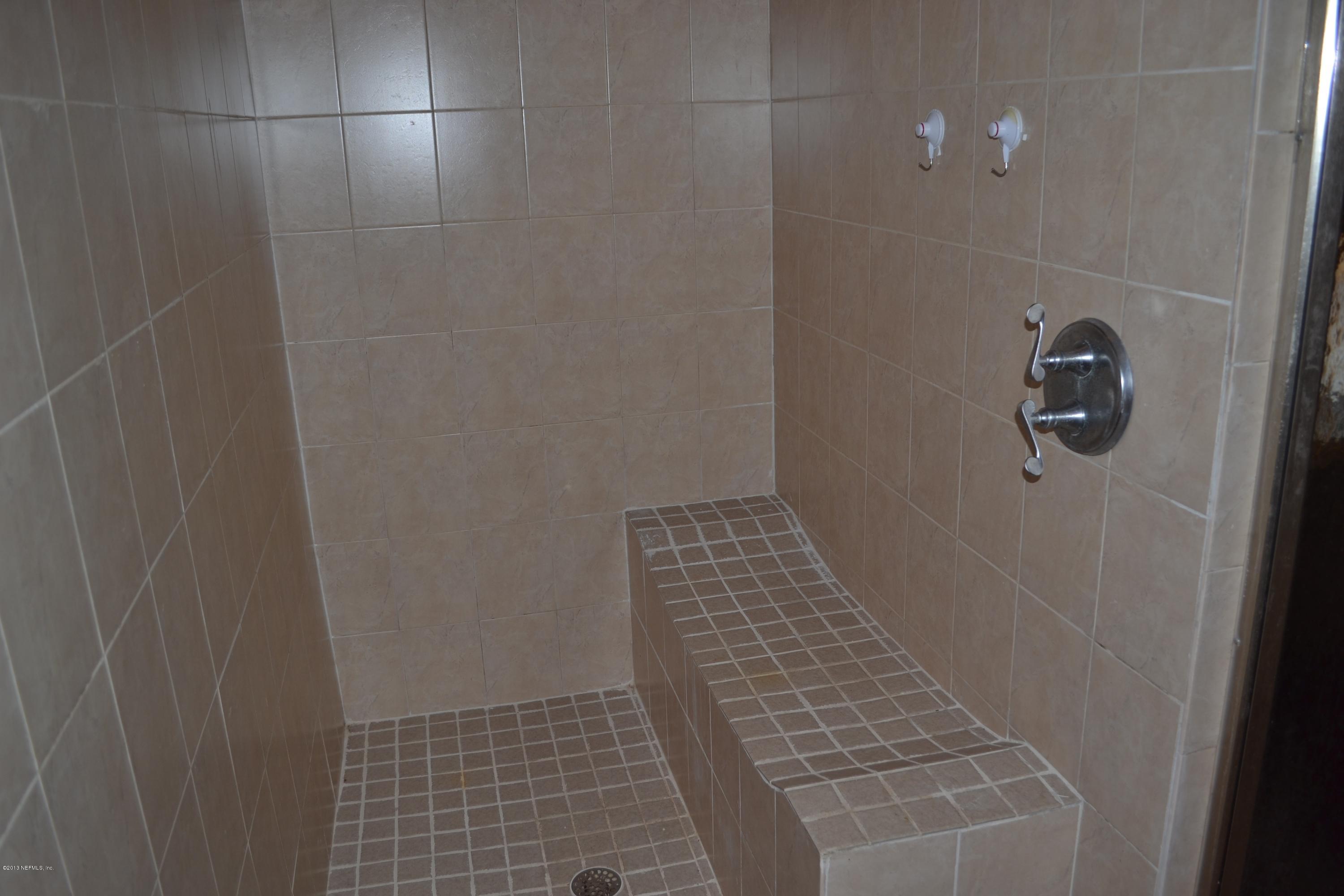 5900 Sheffield Road Jacksonville, FL 32226 - Photo 36 of 69 Master Shower 3