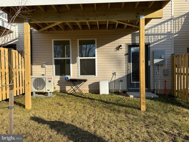 $1,000 | 13208 Nixon Lane, Unit B, Woodbridge, VA 22193