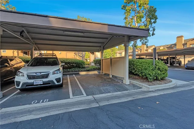 $3,400 | 922 South Country Glen Way, Anaheim Hills, CA 92808