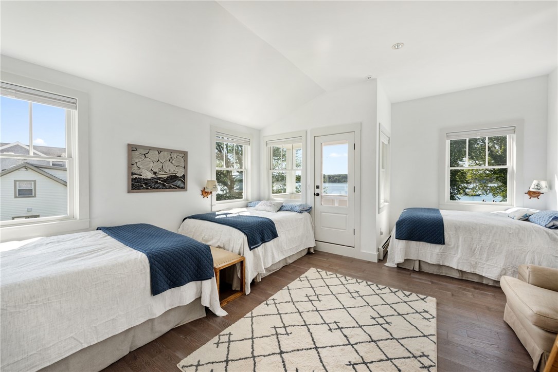 39 Shore Drive Warren, RI 02885 - Photo 20 of 44