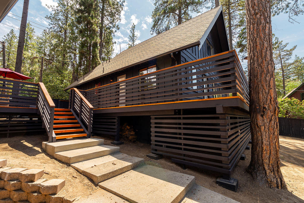 53589 Tollgate Road Idyllwild, CA 92549 - Photo 14 of 51 a front view of a house with a yard