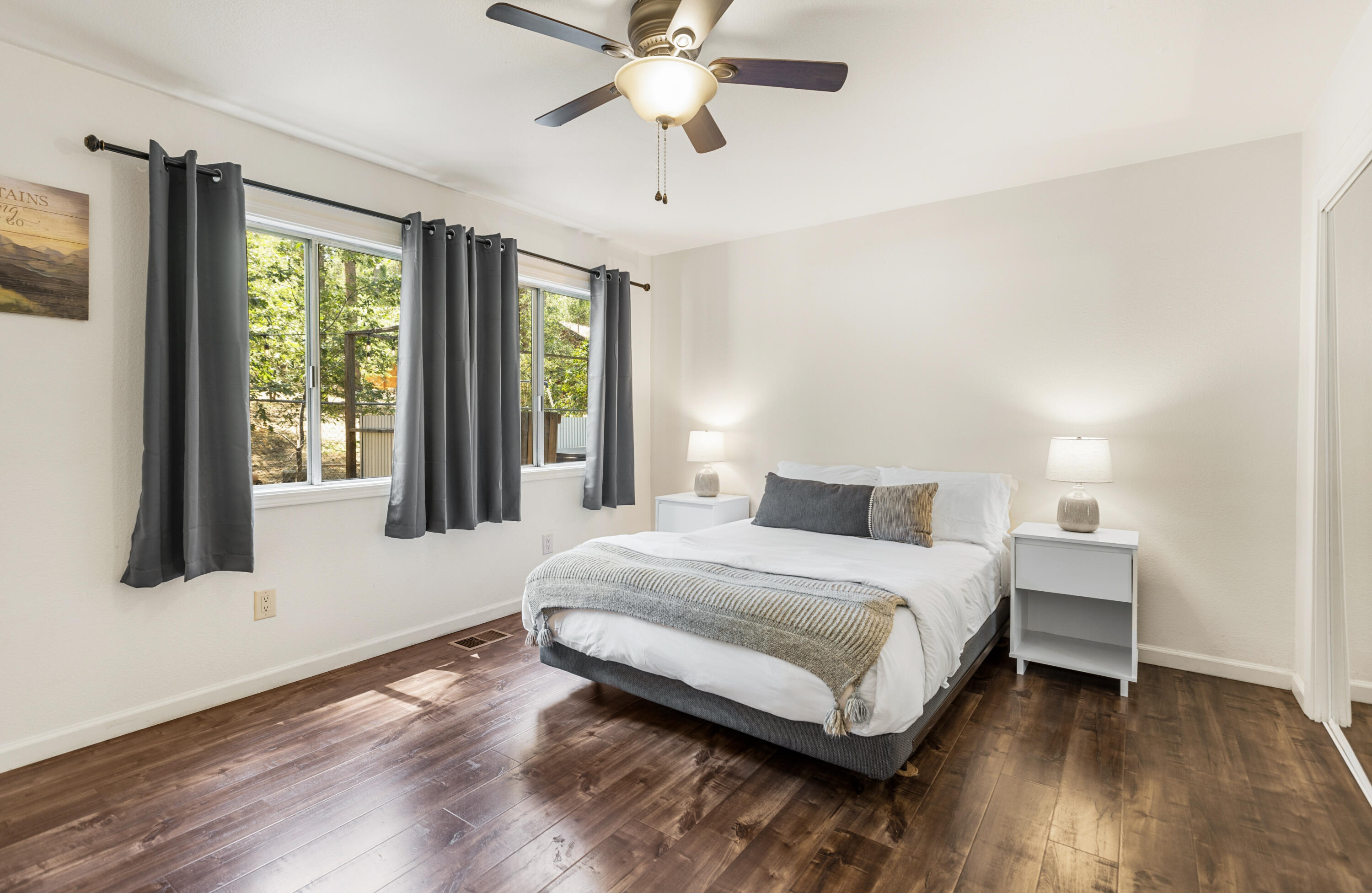 53589 Tollgate Road Idyllwild, CA 92549 - Photo 29 of 51 a bedroom with a bed and window