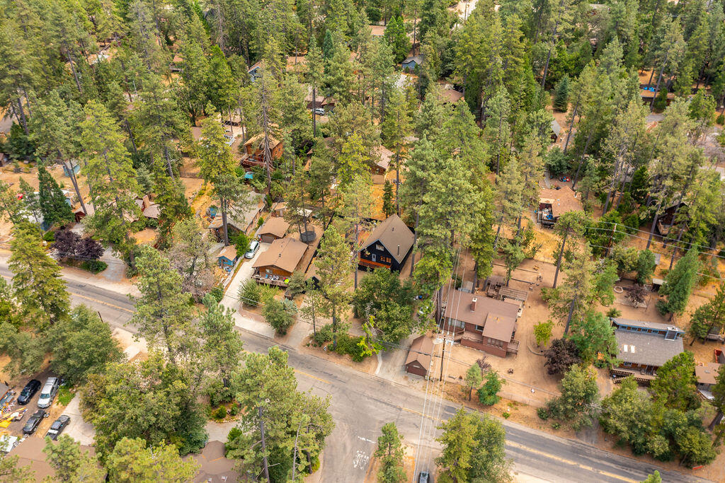 53589 Tollgate Road Idyllwild, CA 92549 - Photo 50 of 51 a view of a city