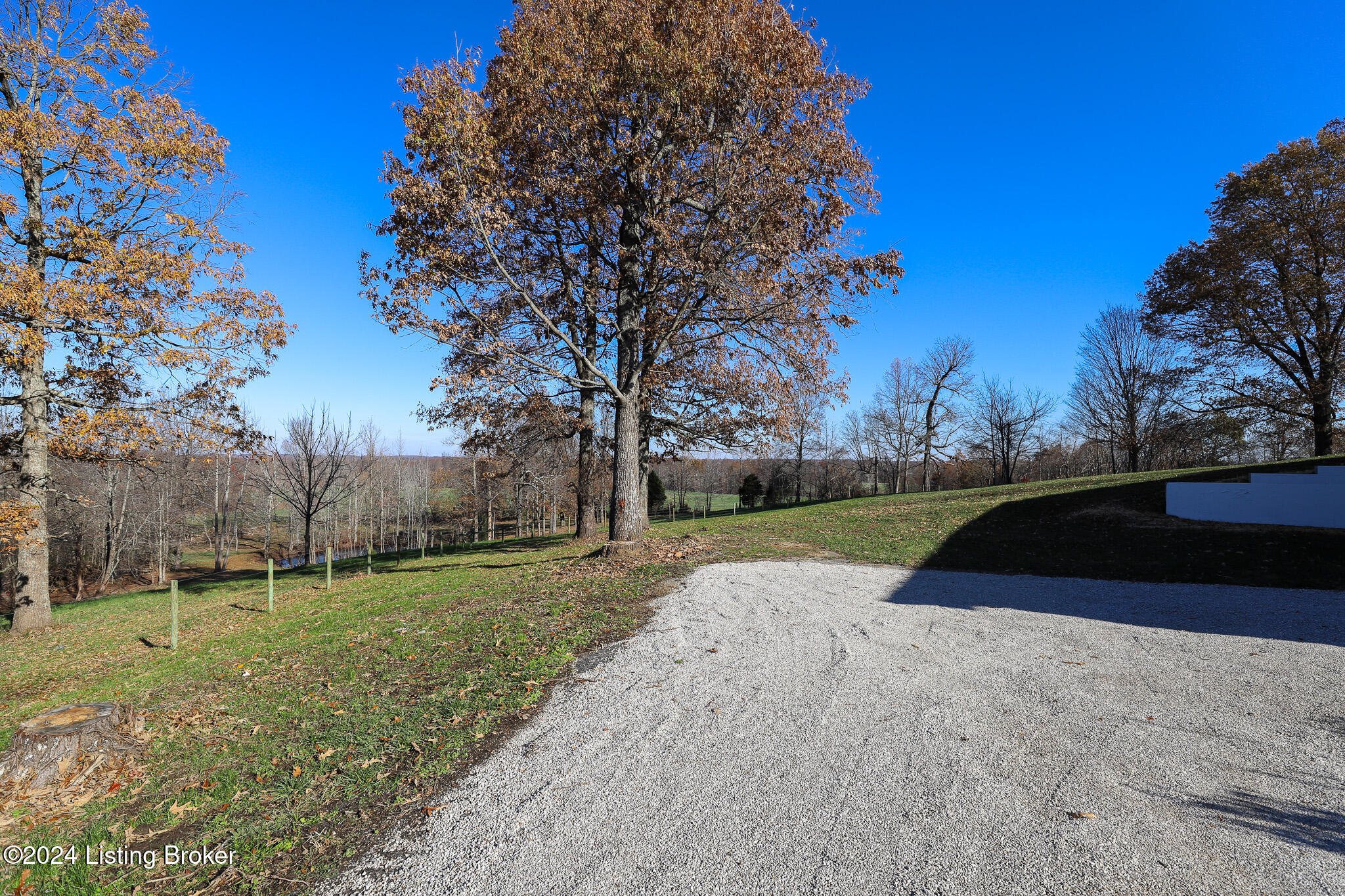 579 Cemetery Road Big Clifty, KY 42712 - Photo 11 of 47 IMG_0030