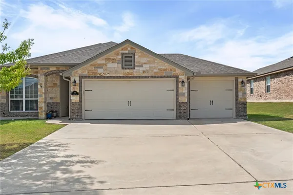 $349,900 | 809 Kendra Drive, Temple, TX 76502