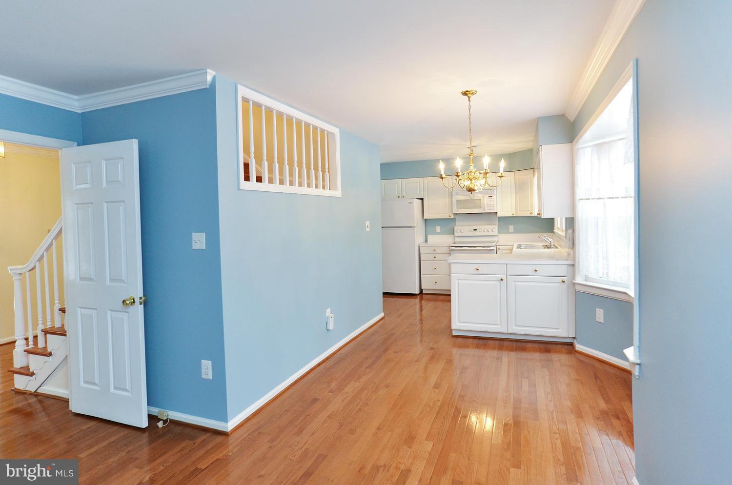 10107 Marshall Pond Road Burke, VA 22015 - Photo 4 of 29 Kitchen