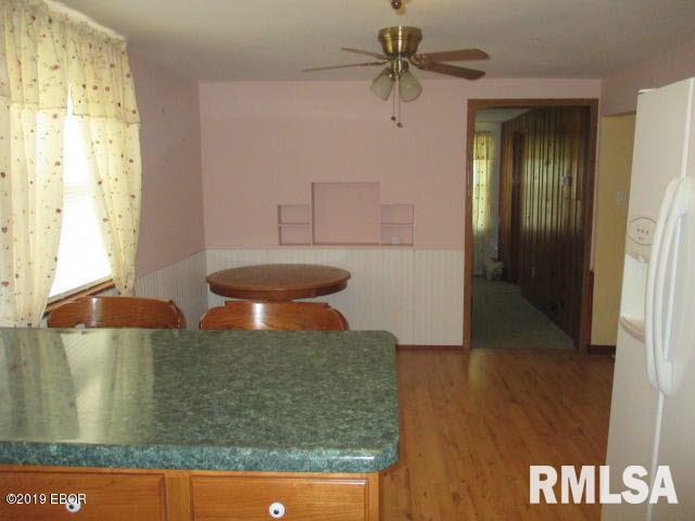 720 East 4th Street Centralia, IL 62801 - Photo 12 of 27