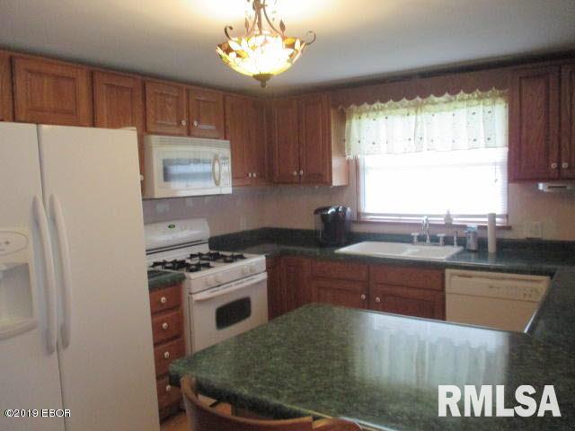 720 East 4th Street Centralia, IL 62801 - Photo 9 of 27
