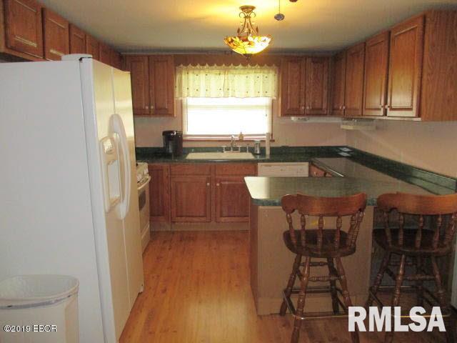 720 East 4th Street Centralia, IL 62801 - Photo 10 of 27