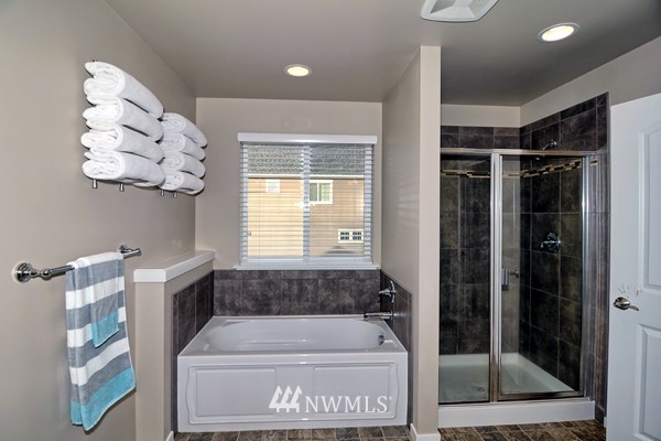 305 204th Street Southeast Bothell, WA 98012 - Photo 14 of 22