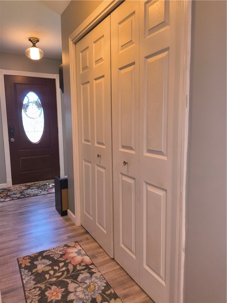 4553 Lower River Road Lewiston, NY 14092 - Photo 14 of 34