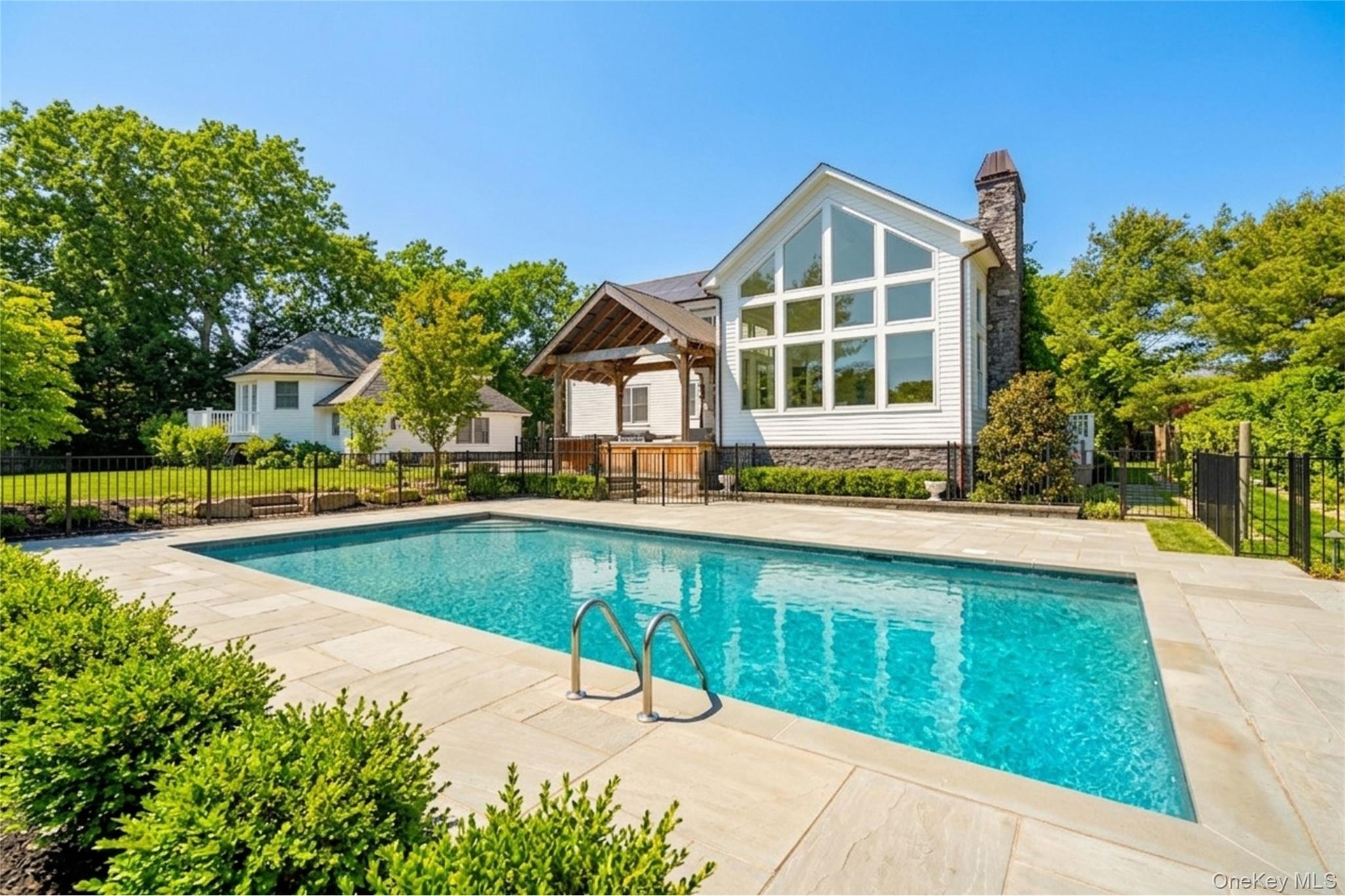 15 Carter Road Hampton Bays, NY 11946 - Photo 41 of 47