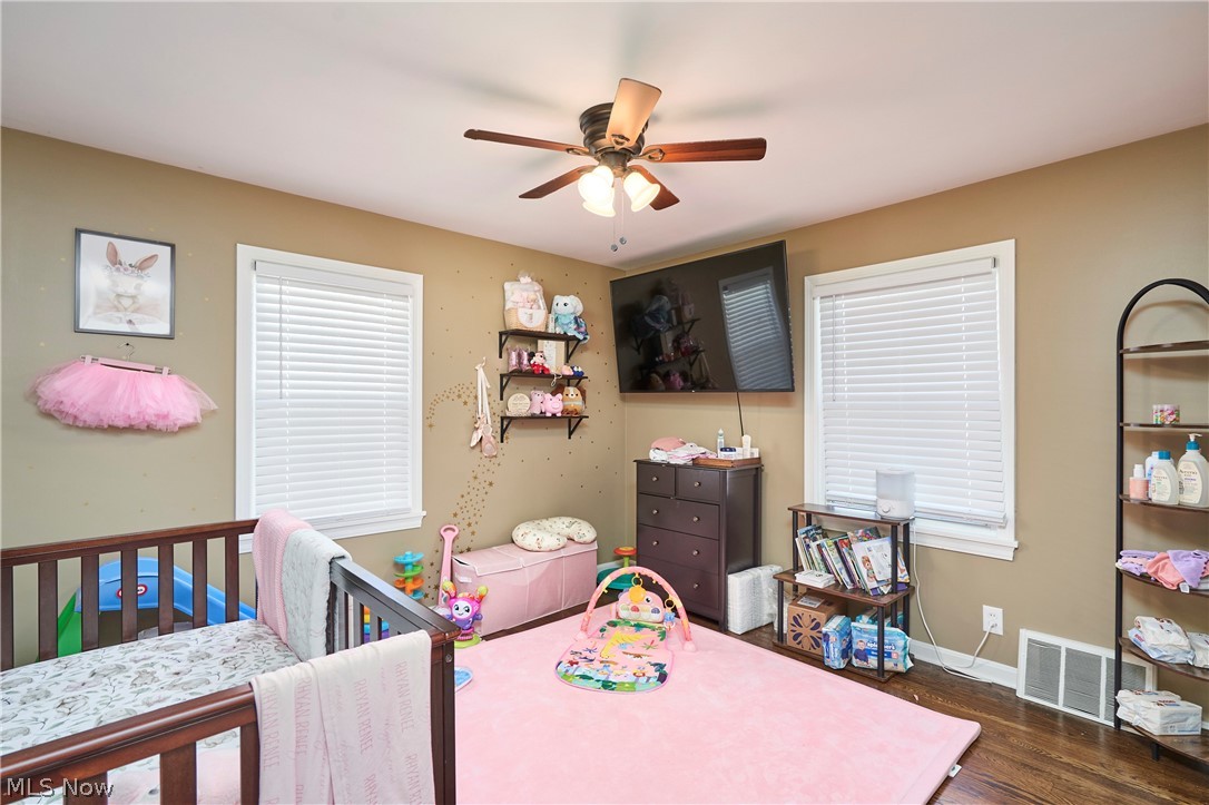 1884 Malasia Road Akron, OH 44305 - Photo 11 of 24