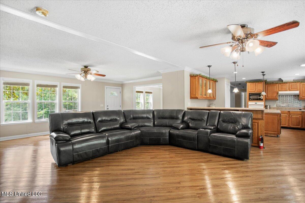 20731 Yankee Town Road Saucier, MS 39574 - Photo 3 of 40 Living Room