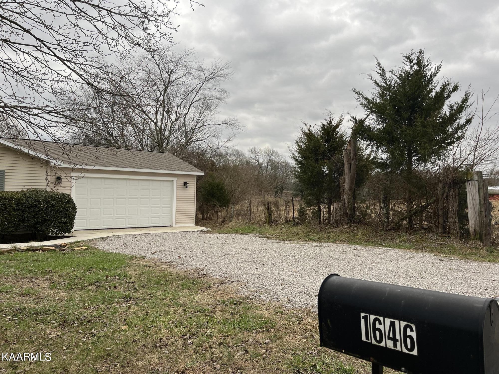 1646 Coles Chapel Road Sparta, TN 38583 - Photo 37 of 39 Gallery Image 37