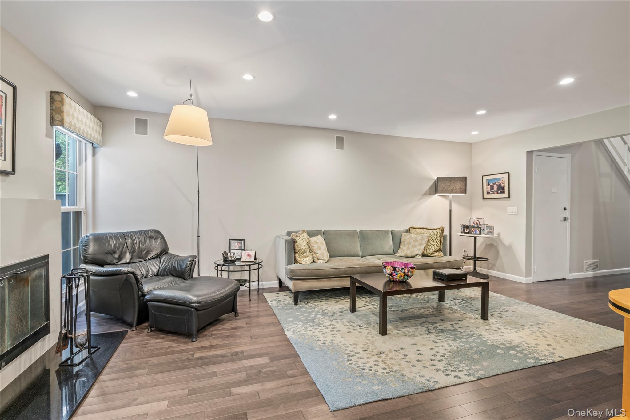 154 Hidden Ridge Drive Syosset, NY 11791 - Photo 6 of 34