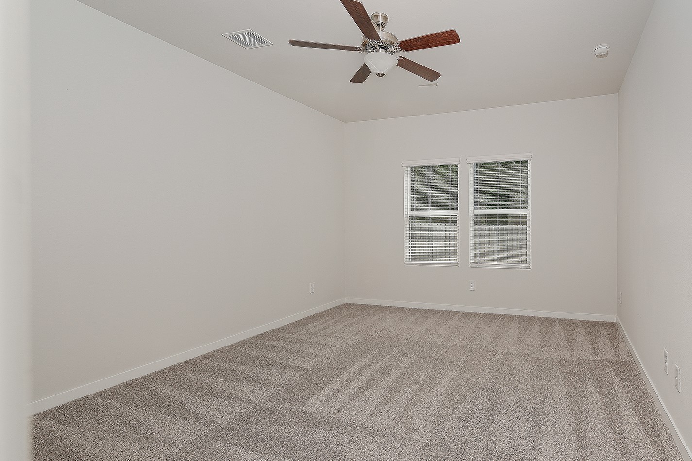 323 Intrepid Trail Magnolia, TX 77354 - Photo 14 of 25