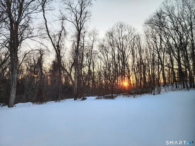 $575,000 | 22 Lombard Cir Haven, Unit 8, North Haven, CT 06473