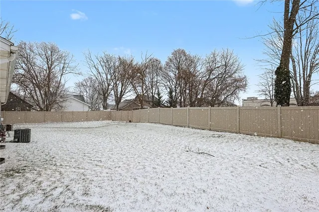 $179,900 | 2 Flower Dale Drive, Greece, NY 14626