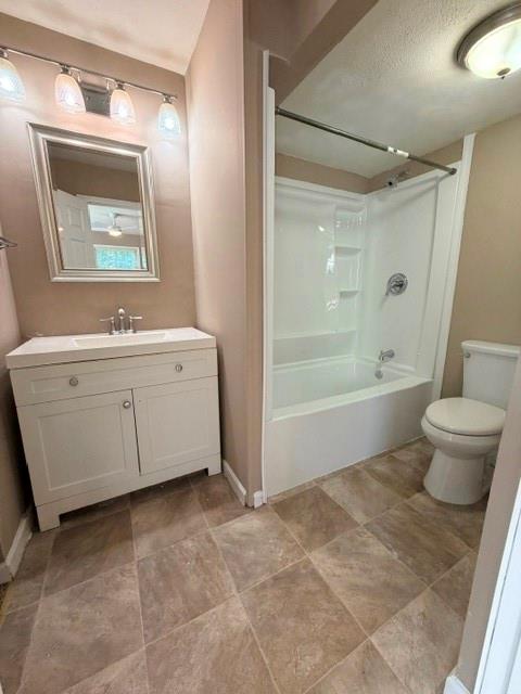 3097 Colonial Way, Unit P Atlanta, GA 30341 - Photo 14 of 19 Gallery Image 14
