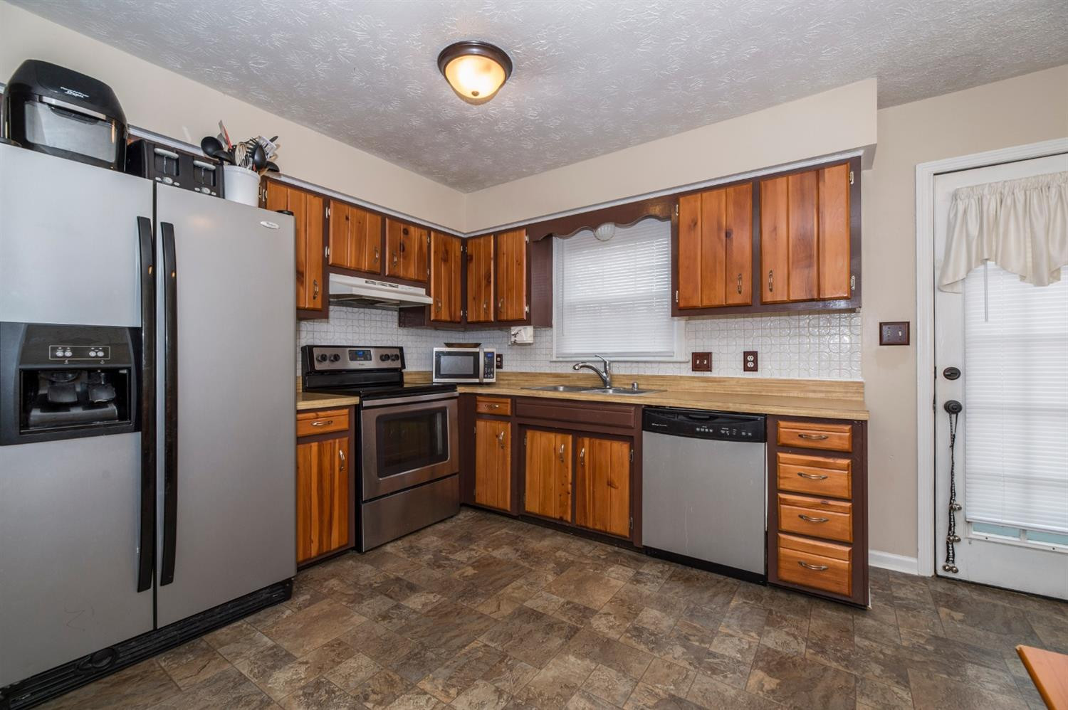 1116 Wood Ridge Road Lexington, KY 40514 - Photo 17 of 38 Photo 17