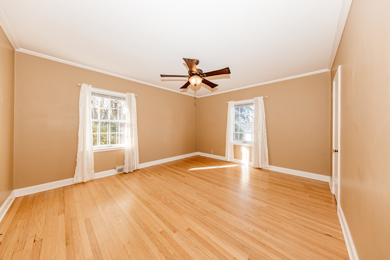 113 West Water Street Princeton, WI 54968 - Photo 13 of 42 Bed 1