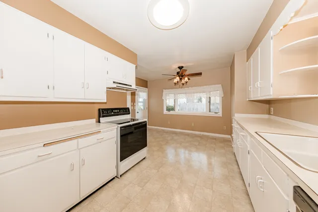 $334,850 | 113 West Water Street, Princeton, WI 54968