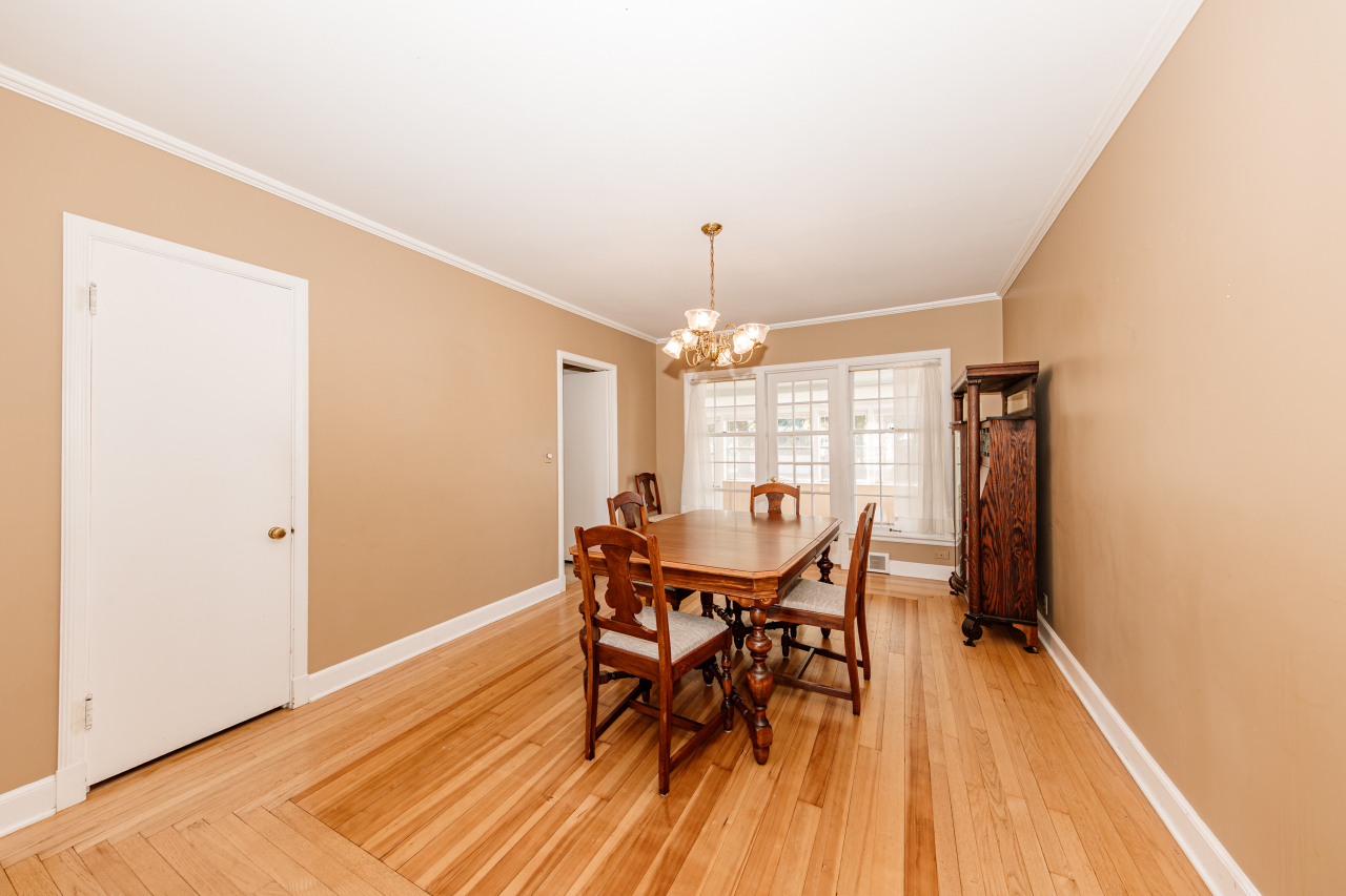 113 West Water Street Princeton, WI 54968 - Photo 21 of 42 Formal Dining Area