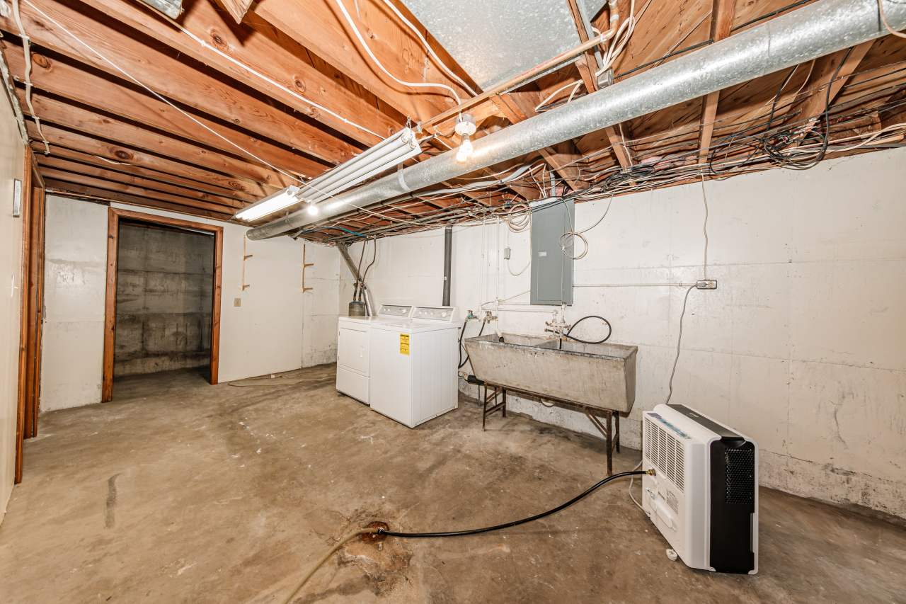 113 West Water Street Princeton, WI 54968 - Photo 35 of 42 Basement shots