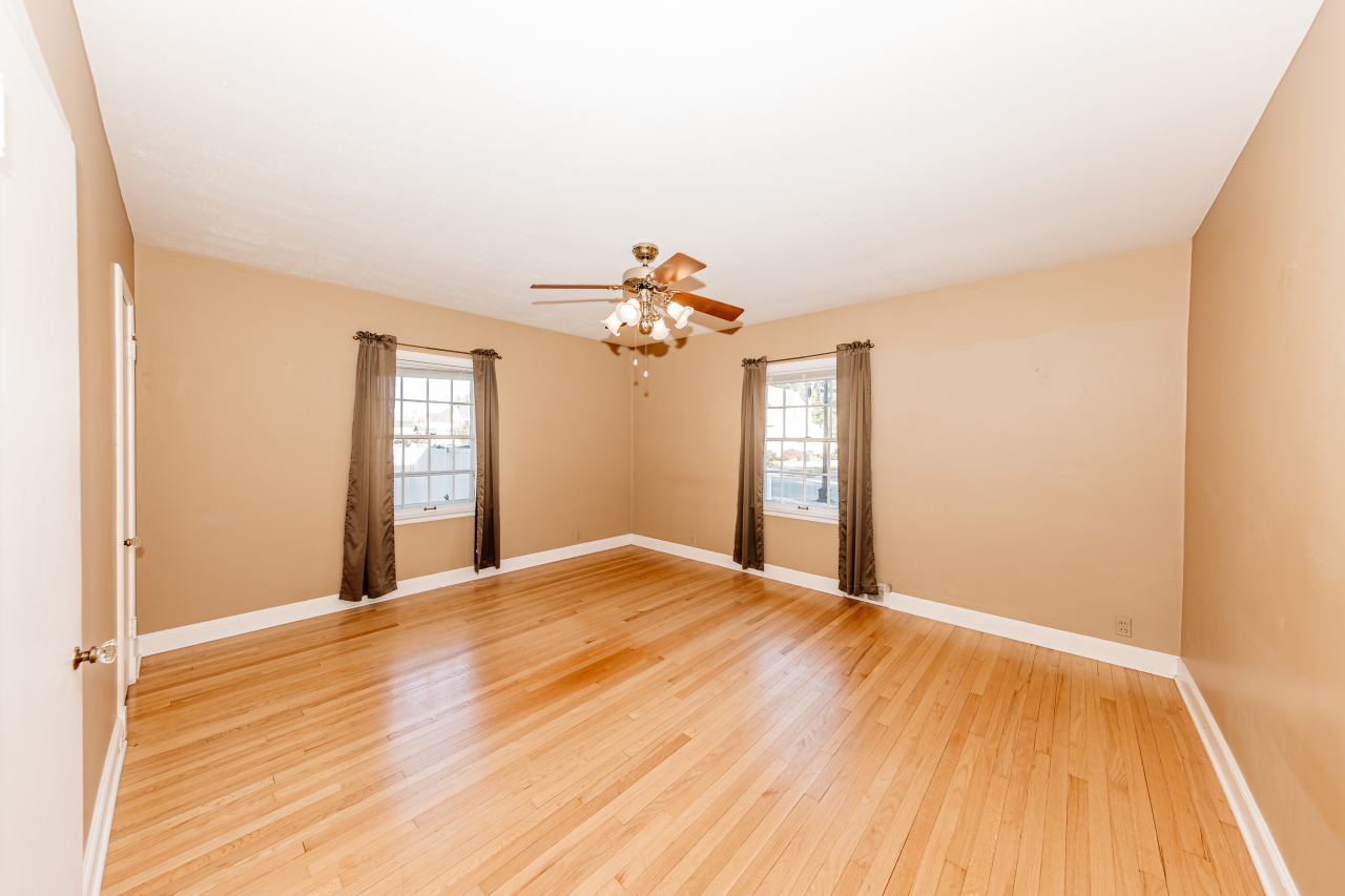 113 West Water Street Princeton, WI 54968 - Photo 10 of 42 Natural Light