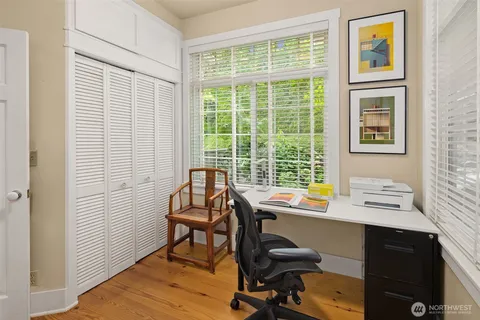 $1,250,000 | 2511 East Roy Street, Seattle, WA 98112