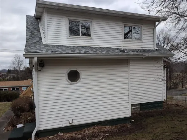 $165,000 | 752 Crawford Road, Fredericktown, PA 15333