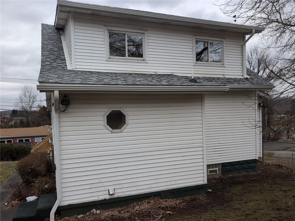 752 Crawford Road Fredericktown, PA 15333 - Photo 3 of 23