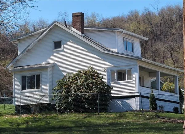 $165,000 | 752 Crawford Road, Fredericktown, PA 15333