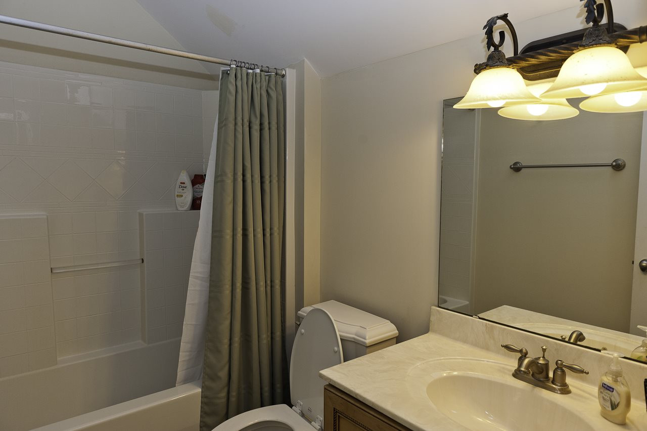 113 Fort Jackson Road Morrisville, NC 27560 - Photo 23 of 25 3RD FLOOR FULL BATHROOM