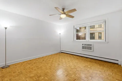 $500,000 | 1310 Maple Avenue, Unit 2C, Evanston, IL 60201