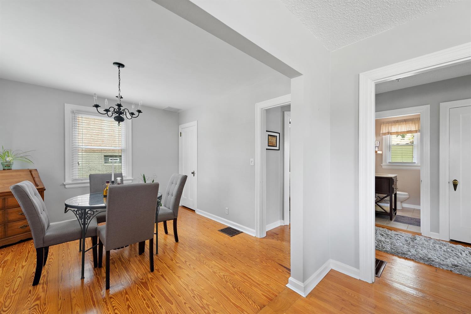3830 Hanley Road Cincinnati, OH 45247 - Photo 6 of 24